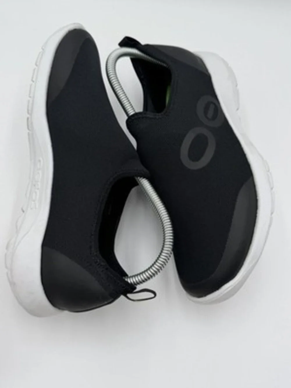 OOFOS Black Slip-On Knit Sneakers with White Sole